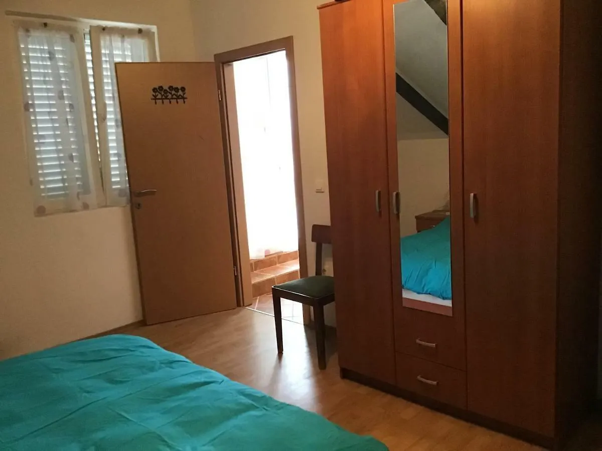 Apartman Carina Veli Iž 아파트